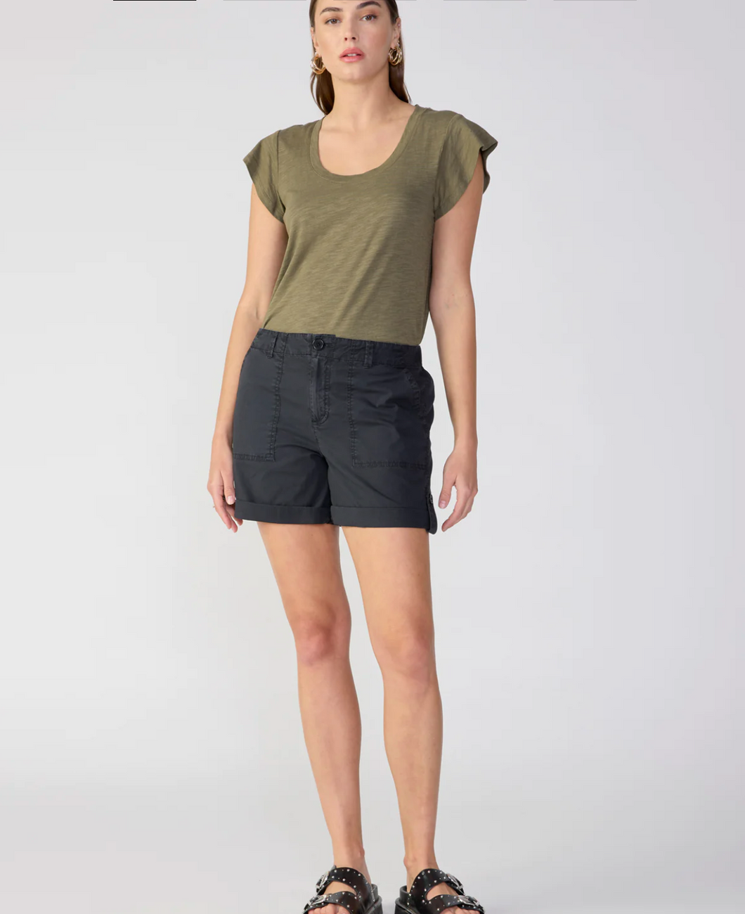 Switchback Cuffed Shorts in Black