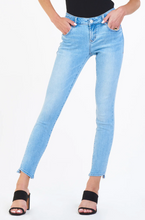 Load image into Gallery viewer, Joyrich Mid Rise Ankle Skinny in Bayview

